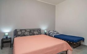 Nicole Rooms